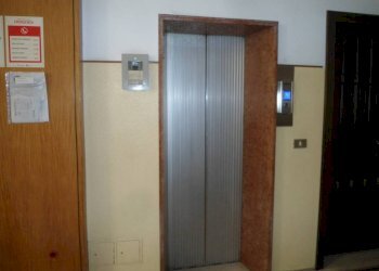 Ascensori - Ufficio via dei Mirtilli, Bologna (zona Murri) - foto 38