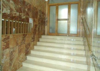 Interno palazzo - Ufficio via dei Mirtilli, Bologna (zona Murri) - foto 3