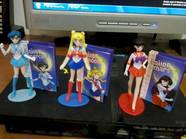 96m6w4.jpg - Newsagents - Newsagents with Kiosk Via Gaetano Luporini, Lucca - photo 3