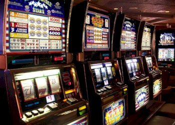 slot.jpg - Bar - Tabacchi - Ricevitoria Viale Lazzaro Papi, Lucca - foto 3