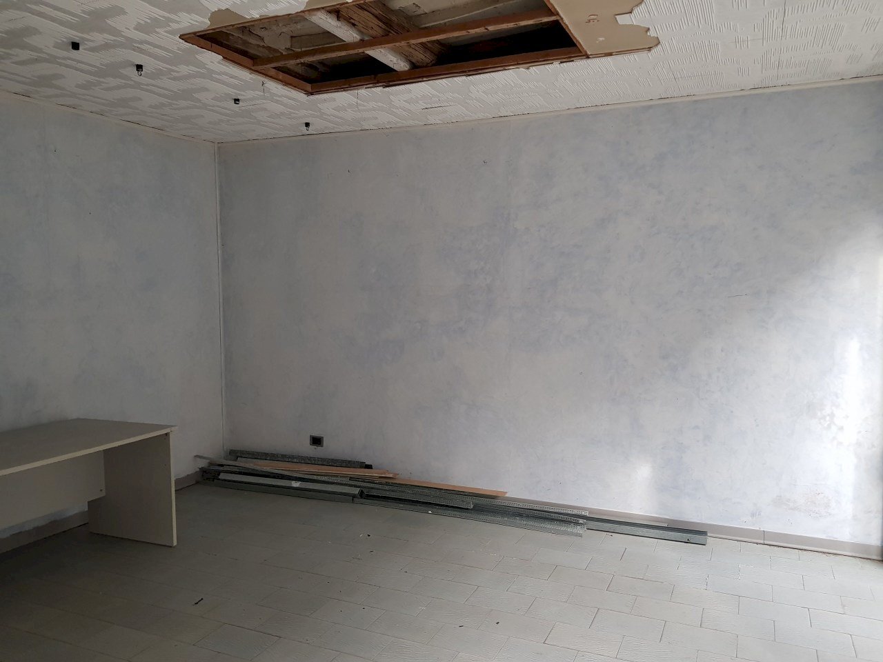 20180122_132629.jpg - Locale Commerciale Via Pietro Paolini, Lucca - foto 1