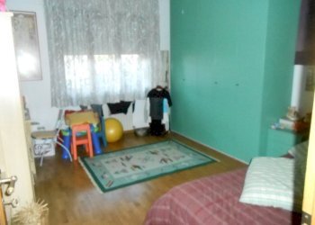 DSCN9982.JPG - Villa Via Francesco Ferraris, Lucca - foto 11