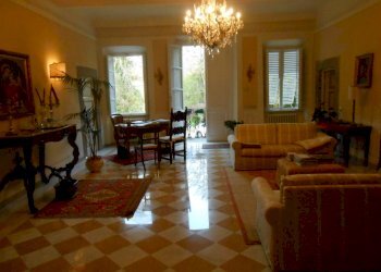 DSCN0183.JPG - Villa Via Francesco Ferraris, Lucca - foto 7