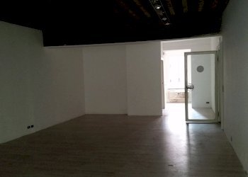 20170320_162240.jpg - Locale Commerciale Piazza San Giusto, Lucca - foto 1