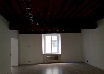 20170320_162201.jpg - Locale Commerciale Piazza San Giusto, Lucca - foto 2