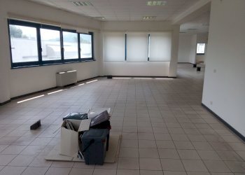 IMG_20170527_124706.jpg - Ufficio Via Vecchi Pardini, Lucca - foto 15