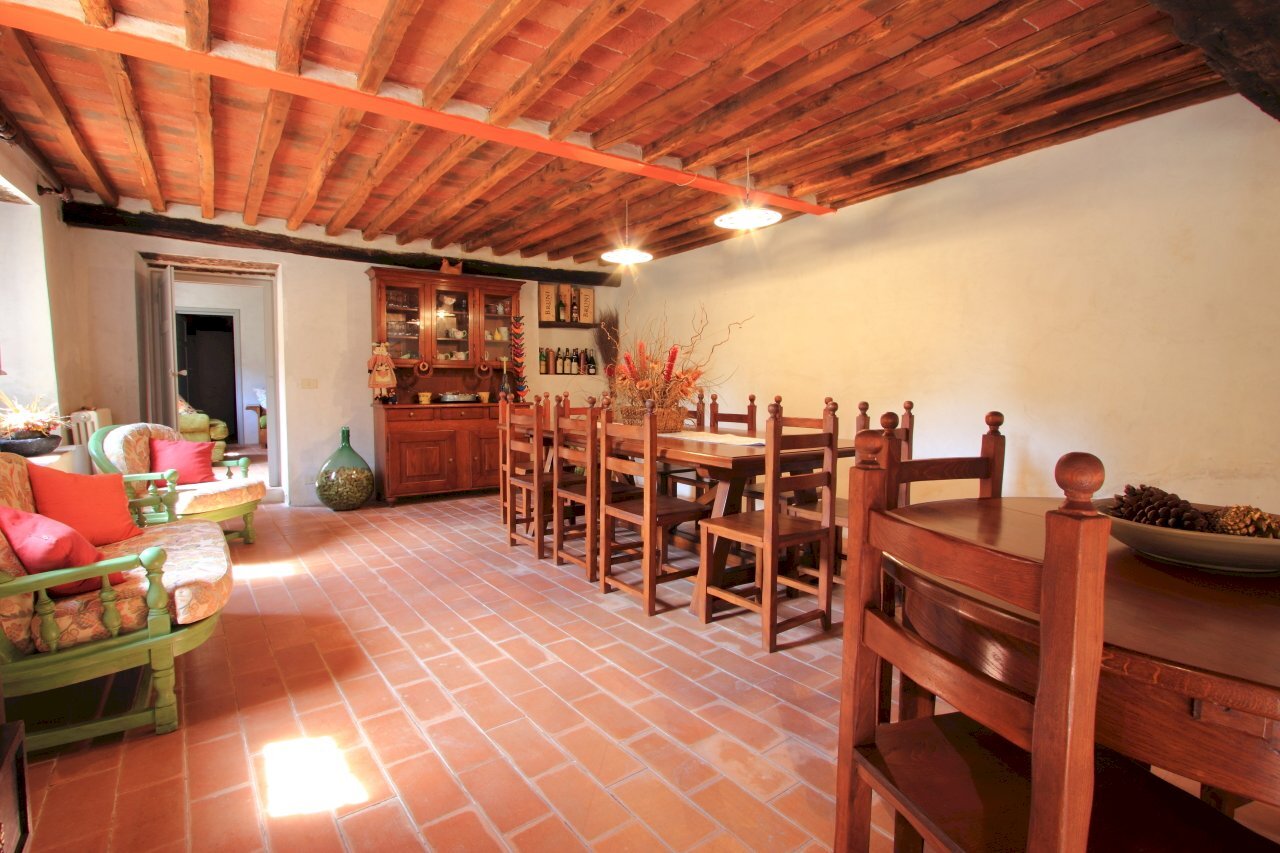 canale pt4.JPG - Rustico Via di Arliano, Lucca - foto 1