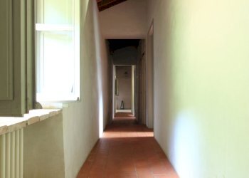 canale 1p1.JPG - Rustico Via di Arliano, Lucca - foto 2