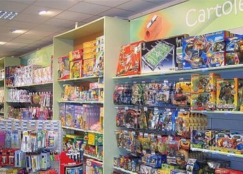 8_1- IMG_1624.JPG - Edicole - Edicole con Chiosco Corte Compagni, Lucca - foto 4