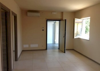 Via Romana (2).jpg - Ufficio del casalino, Lucca - foto 1