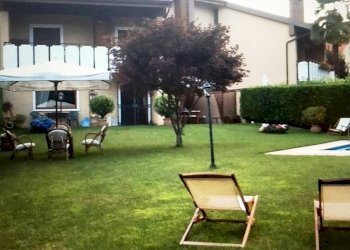 Villa a Schiera Nole - foto 1