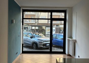 7C42A25B-C960-4034-9CA4-D2ADCF11BF86.JPG - Locale Commerciale Viale Giovanni XXIII 5, Beinasco - foto 1