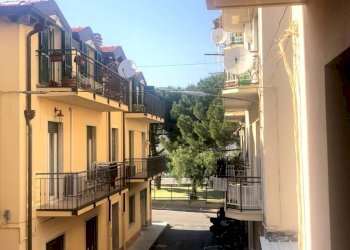 Q221 (8).jpg - Quadrilocale Via San Francesco, Taggia - foto 1