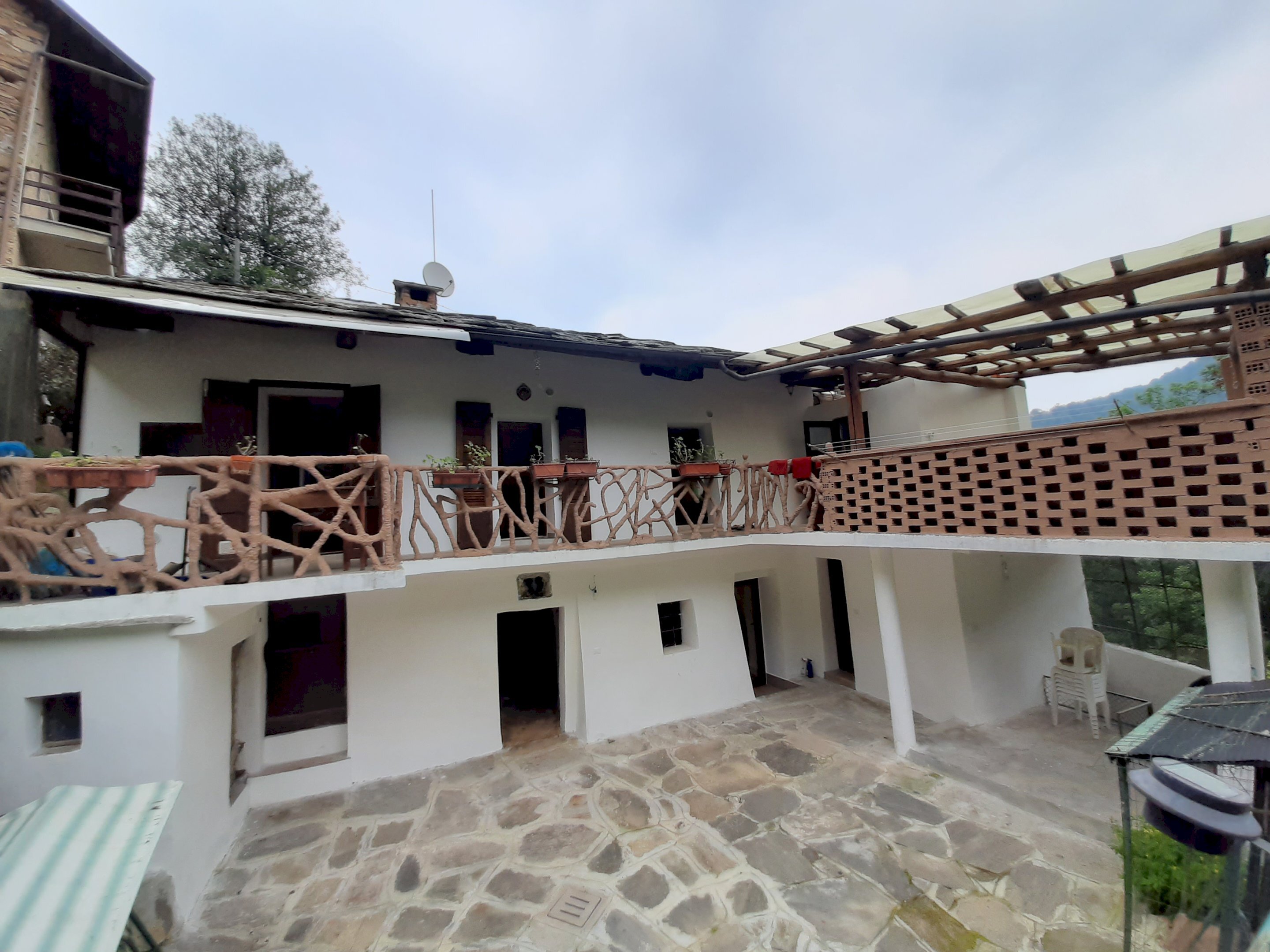 Rustic Borgata Paris, Martiniana Po - photo 1