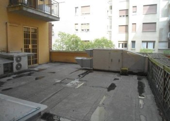 TERRAZZA - Ufficio via Angelo Finelli, Bologna (zona Irnerio) - foto 11