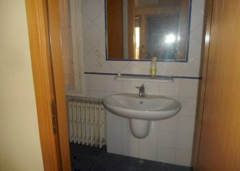 BAGNO - Ufficio via Angelo Finelli, Bologna (zona Irnerio) - foto 12