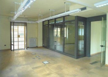 SALA - Ufficio via Angelo Finelli, Bologna (zona Irnerio) - foto 8