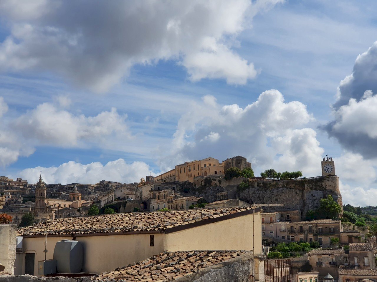 1.jpg - Villa Modica - foto 2