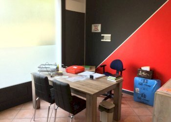 ingresso - Negozio via Traforo, 30, Pino Torinese - foto 17