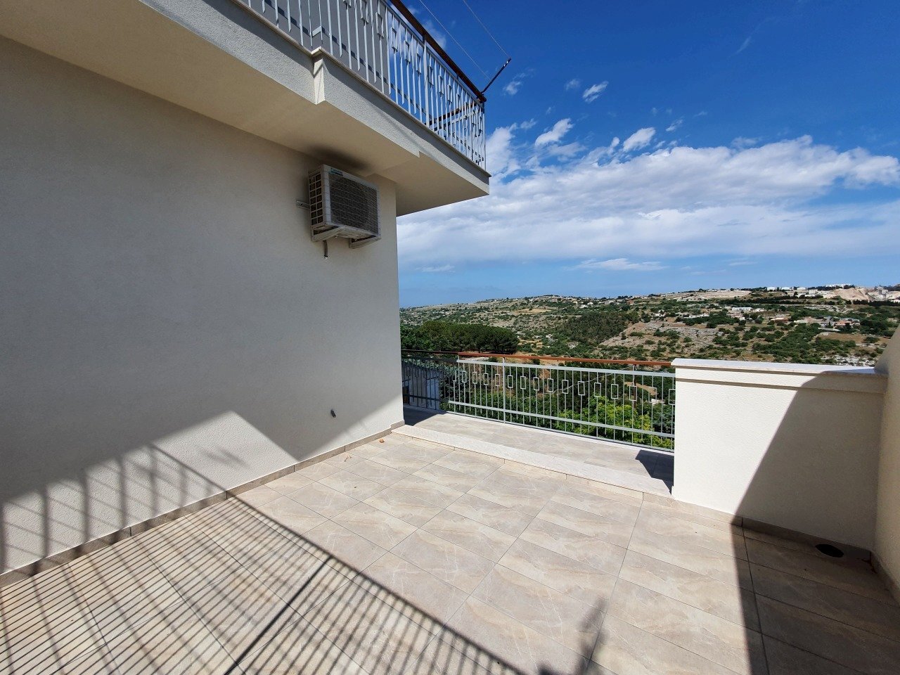 22.jpg - Appartamento Corso Sicilia 10, Modica - foto 2