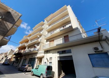 3.jpg - Appartamento Corso Sicilia 10, Modica - foto 1