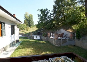 Independent house Neive - photo 10