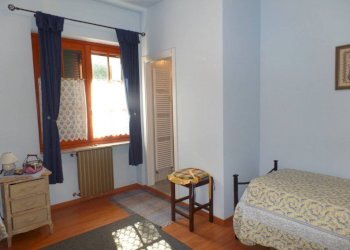 Independent house Neive - photo 14