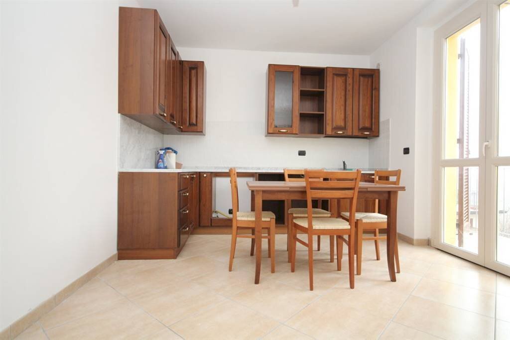 Two-room apartment via Cuneo 1, Vezza d'Alba - photo 1