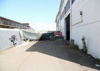 Cortile interno - Capannone Località Vauda, San Benigno Canavese - foto 9