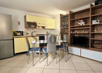 sala con angolo cottura - Appartamento Via Emilia per Forlí 1421, Forlimpopoli - foto 3