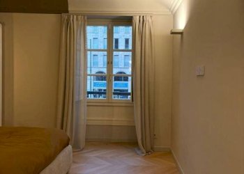 Camera da letto - Bilocale via Ettore Perrone, 8, Torino (zona Centro) - foto 45