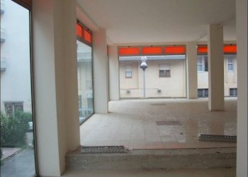 interno - Locale Commerciale Modica - foto 2