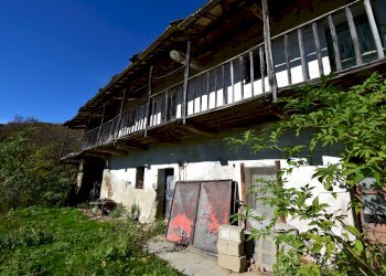 Rustic Via San Grato, Snc, Paesana - photo 16