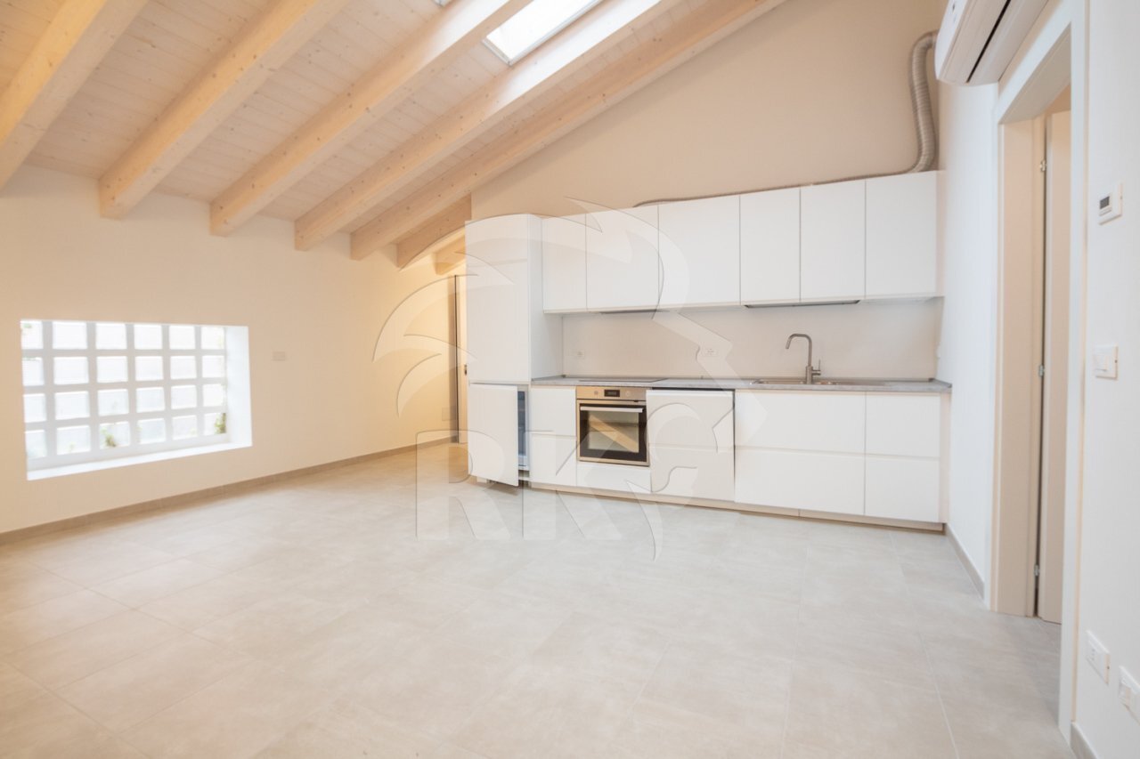 TRILOCALE NUOVO-ARREDATO-GIARDINI MARGHERITA - Trilocale Bologna - foto 2