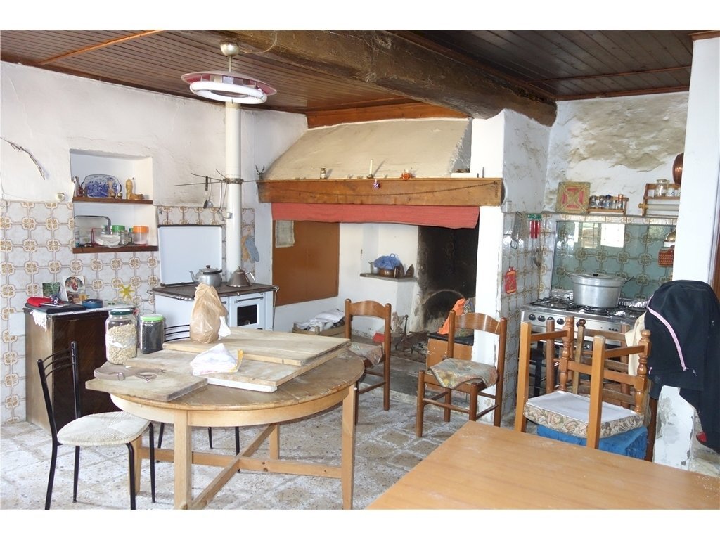 0090N02.jpg - Casa indipendente Borgo San Lorenzo - foto 2