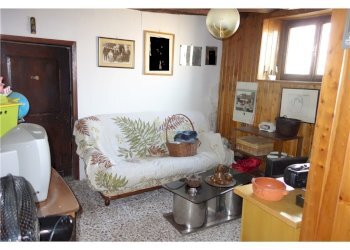 0090N03.jpg - Casa indipendente Borgo San Lorenzo - foto 3