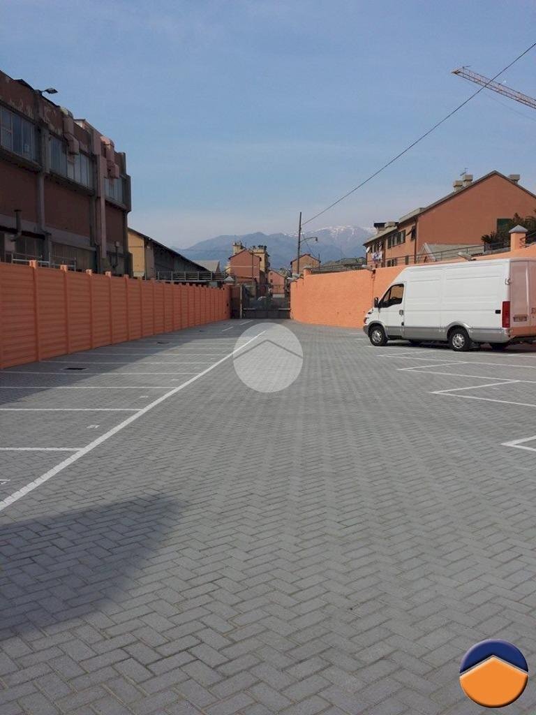 Posto Auto Via Gerolamo Ratto, Genova (zona Prà) - foto 2