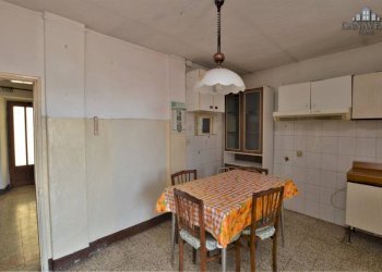 cucina - Casa indipendente via Adolfo Ghella, 31, Colleretto Castelnuovo - foto 7