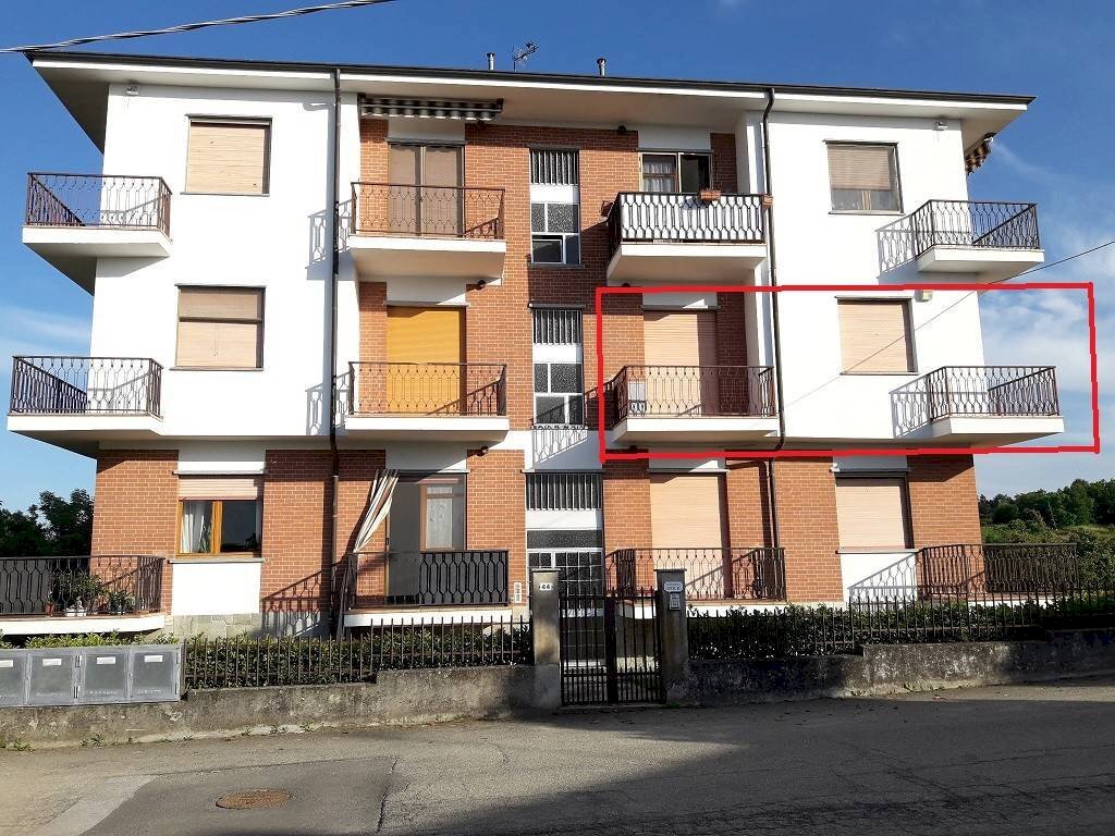 Facciata - Quadrilocale strada Tigliole, 44, Tigliole - foto 2