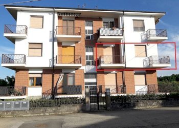 Facciata - Quadrilocale strada Tigliole, 44, Tigliole - foto 2