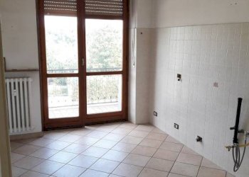 Stanza non arredata - Quadrilocale strada Tigliole, 44, Tigliole - foto 15