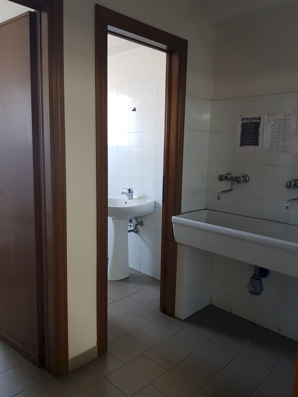 20200619_110528.jpg - Locale Commerciale Via Cavour 111, Altopascio - foto 2