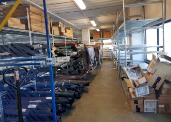 20200619_110641.jpg - Locale Commerciale Via Cavour 111, Altopascio - foto 4