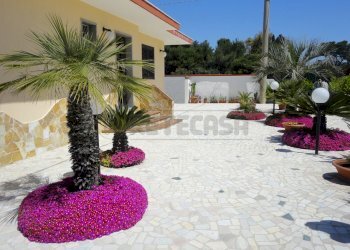 Ingresso villa.JPG - Villa Via Lecce 159, Gallipoli - foto 1