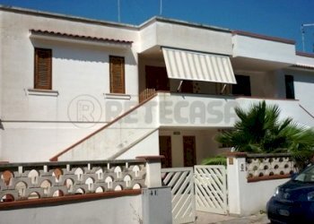 P1070375.JPG - Casa semi indipendente Taviano - foto 1