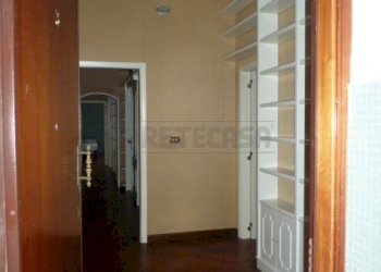 P1010290.JPG - Three-room apartment Gallipoli - photo 2