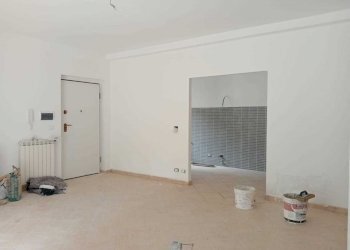 SOGGIORNO.jpeg - Appartamento Piazza Sopranis 2, Genova - foto 7