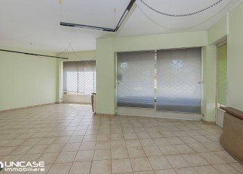 Locale - Negozio via Beckwith 9, 9, Luserna San Giovanni - foto 6