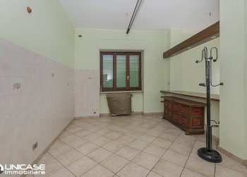 Locale - Negozio via Beckwith 9, 9, Luserna San Giovanni - foto 8