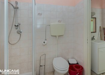 Bagno - Negozio via Beckwith 9, 9, Luserna San Giovanni - foto 18